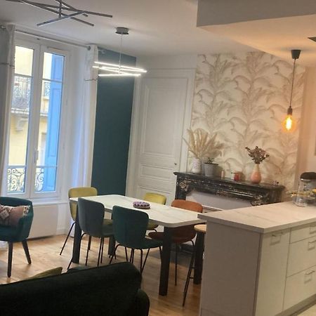Chambre En Appartement Haussmannien En Centre Ville Saint-Etienne  Exterior photo